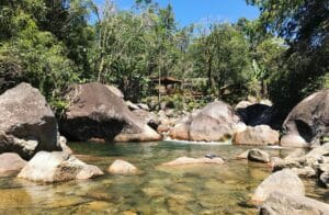 Pousada com cachoeiras em Visconde de Mauá.