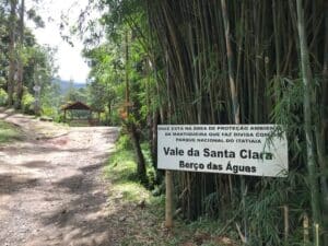 Caminho para o vale da Santa Clara