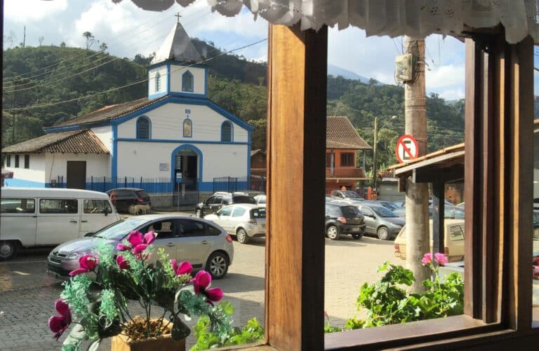 Igreja da praça da Maromba