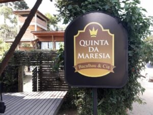 Placa do Restaurante Maresias em Visconde de Maua