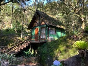 Chal&eacute; em Visconde de Maua em cima da pedra